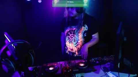 Adrian Arturo online show from January 30, 12:18 am