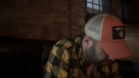 Snapshot of dj_chaterbate chatting on October 12, 1:15 pm DJ Chaterbate online show from October 12, 1:15 pm