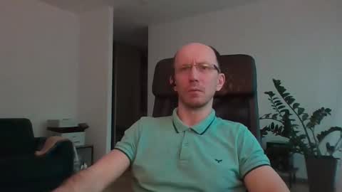 djentlemen1 online show from April 17, 4:20 pm