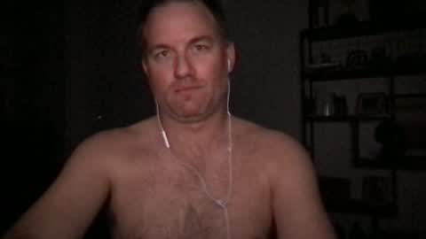 TriflinYoBitch online show from April 16, 8:36 am