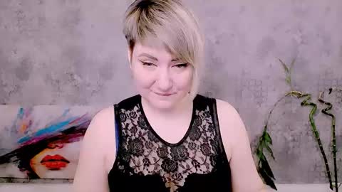 djullia online show from February 5, 6:50 am