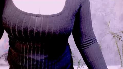 djullia online show from November 26, 7:05 am