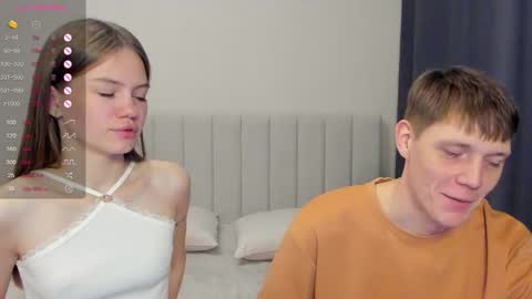 Polly and Kiriko online show from November 23, 9:13 pm