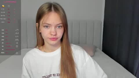 Polly and Kiriko online show from September 24, 8:21 am