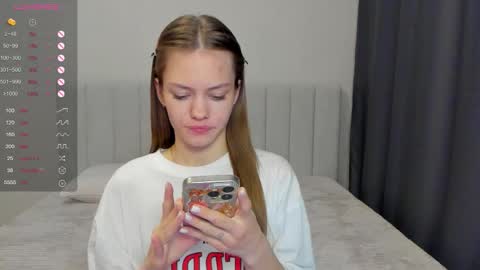 Polly and Kiriko online show from October 21, 3:44 am