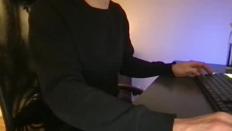 doctor_luv_69 online show from February 28, 3:38 pm