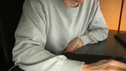 doctor_luv_69 online show from April 5, 7:44 pm