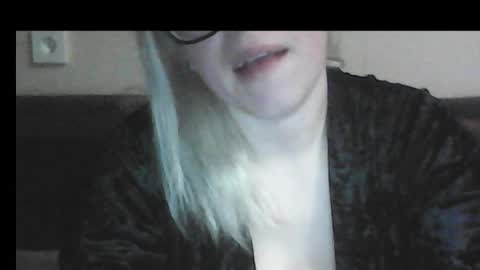 dolce_tempt online show from March 11, 7:50 pm