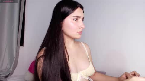 Snapshot of dolceangel__ chatting on October 27, 2:22 am Blair online show from October 27, 2:22 am