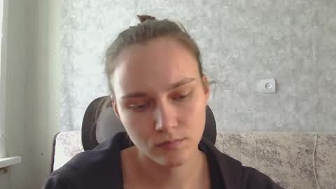 dolcezza_ online show from June 2, 11:56 am