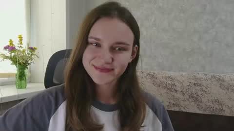 dolcezza_ online show from July 1, 1:09 pm