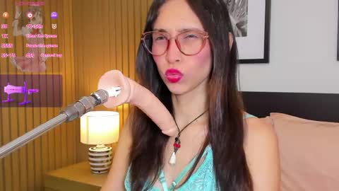 Bella  online show from April 19, 8:00 pm