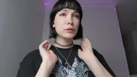 Kira online show from March 2, 3:37 pm