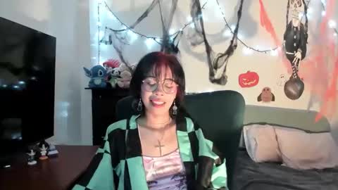 mina online show from October 24, 10:43 pm