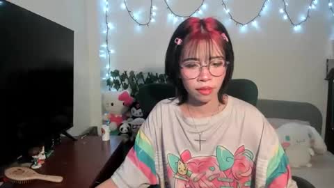 mina online show from November 8, 7:11 am