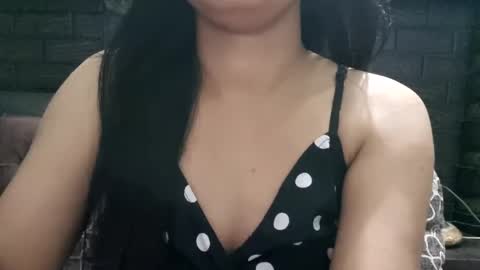 dollmeenu online show from November 3, 6:20 pm