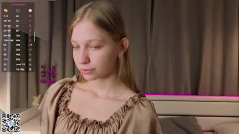 Emilia online show from September 23, 6:14 pm