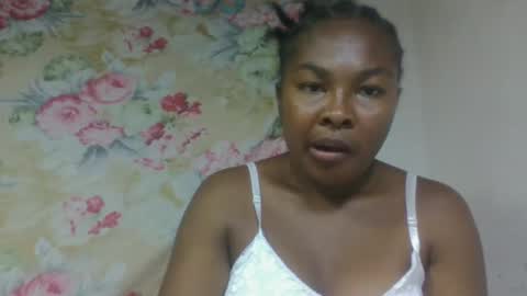 doloresslu online show from April 22, 9:49 am