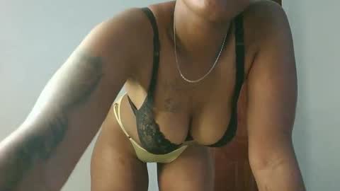 Amarie noels online show from October 15, 1:12 pm