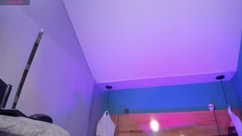 Snapshot of dominadiosa__ chatting on October 21, 12:38 am Alexa online show from October 21, 12:38 am