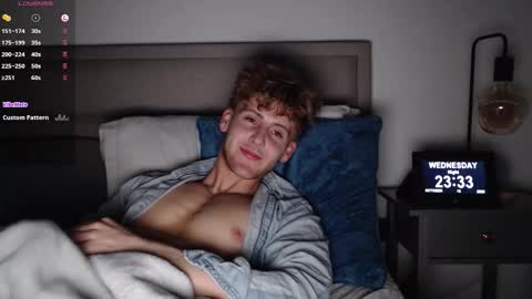 Alex...  online show from October 15, 10:43 pm