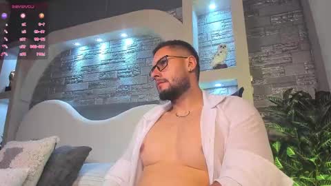 dominic de luca online show from November 9, 3:43 am