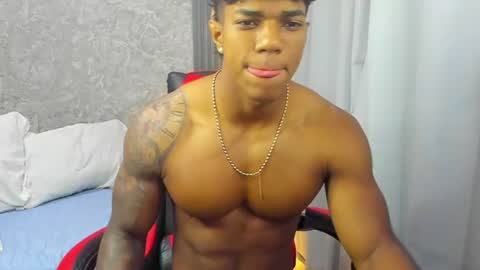 dominic_sg online show from July 18, 4:14 am