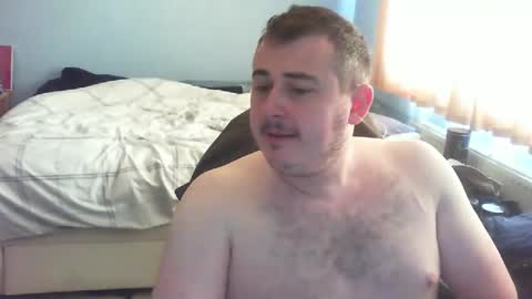 dominicb03 online show from September 19, 9:24 am