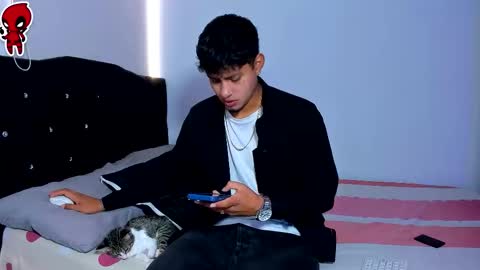  Dominic  online show from March 24, 7:20 pm