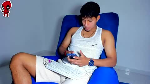  Dominic  online show from May 10, 1:56 am