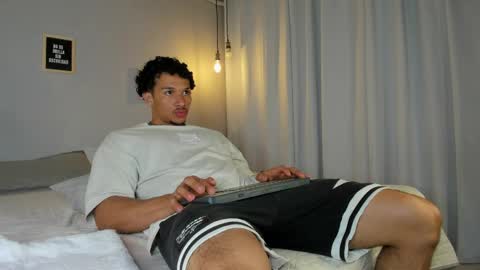 Dominik Drake online show from April 18, 12:40 pm