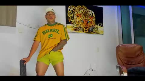 Only fans Ronnie col---InstaRonniecolleman  online show from February 9, 12:47 am