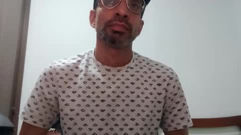 don__chi online show from December 23, 1:18 am