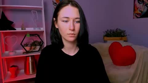 Donna online show from March 1, 1:18 pm