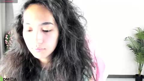 Aura online show from September 20, 3:42 am