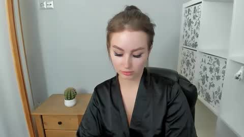 DonnaSensual online show from October 4, 8:50 pm