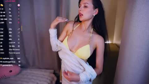Victoria online show from July 18, 8:11 pm