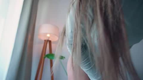 Donatella online show from May 11, 12:12 pm