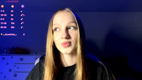 Anika online show from May 28, 11:47 pm