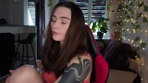 Alice online show from January 7, 7:35 am