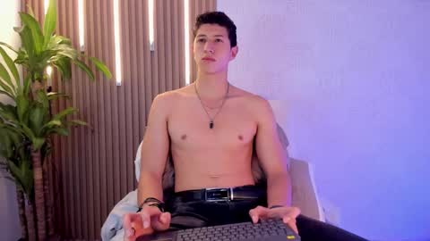 dorian_mystery online show from October 28, 1:39 am