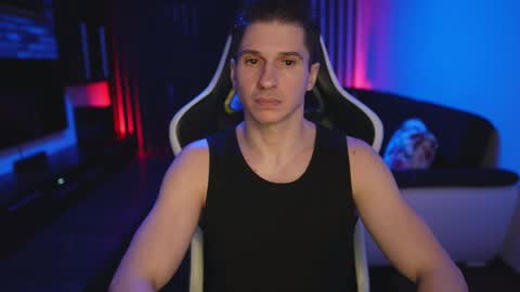 Dorian Reyes online show from April 1, 12:33 am