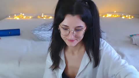 Your Dorotty online show from March 5, 4:02 am