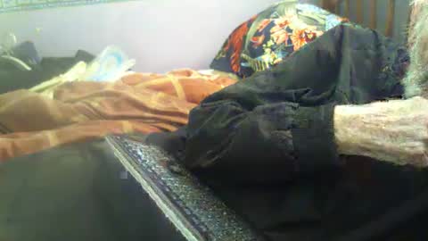 Snapshot of dorsetbiker714 chatting on October 15, 10:05 am Hello  welcome to Slutsville  I am the Naked Chef  really  but you may call me Peter online show from October 15, 10:05 am