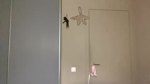 Kate online show from April 19, 5:25 pm