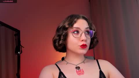 Eva ana Liza online show from February 19, 11:57 pm