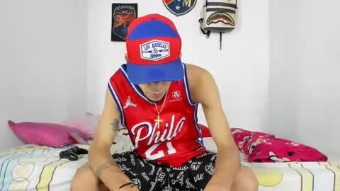 douglas_gallegos online show from December 11, 10:27 pm