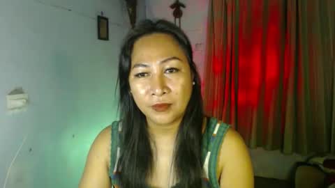 Snapshot of doyouwantme143 chatting on October 18, 3:49 pm doyouwantme143 online show from October 18, 3:49 pm