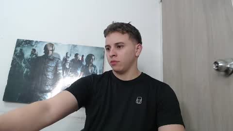 draco_boy2000 online show from July 23, 12:35 am