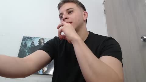 draco_boy2000 online show from July 7, 12:12 am